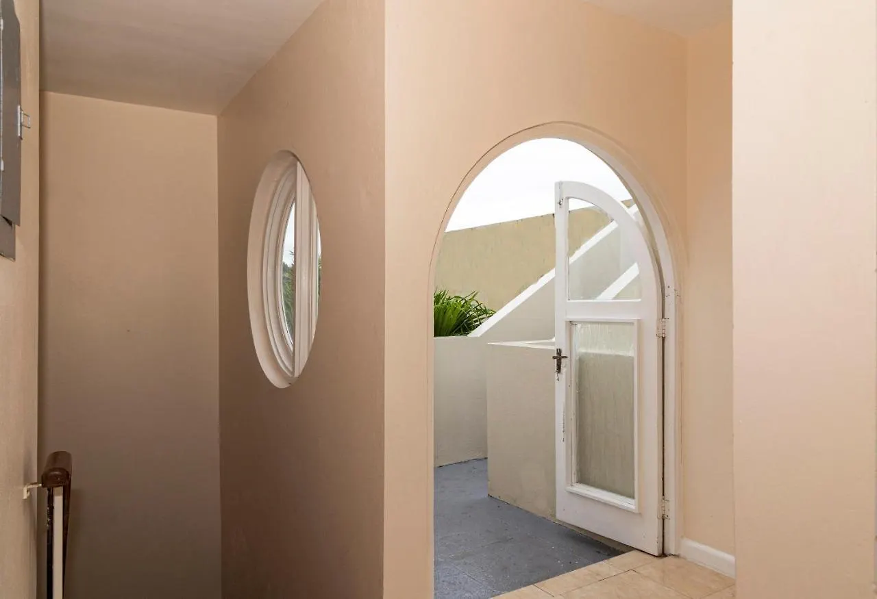 Pampered In Paradise Columbus Heights 2 Bedroom Penthouse Condo Near Ian Fleming Airport Ocho Rios 0*,