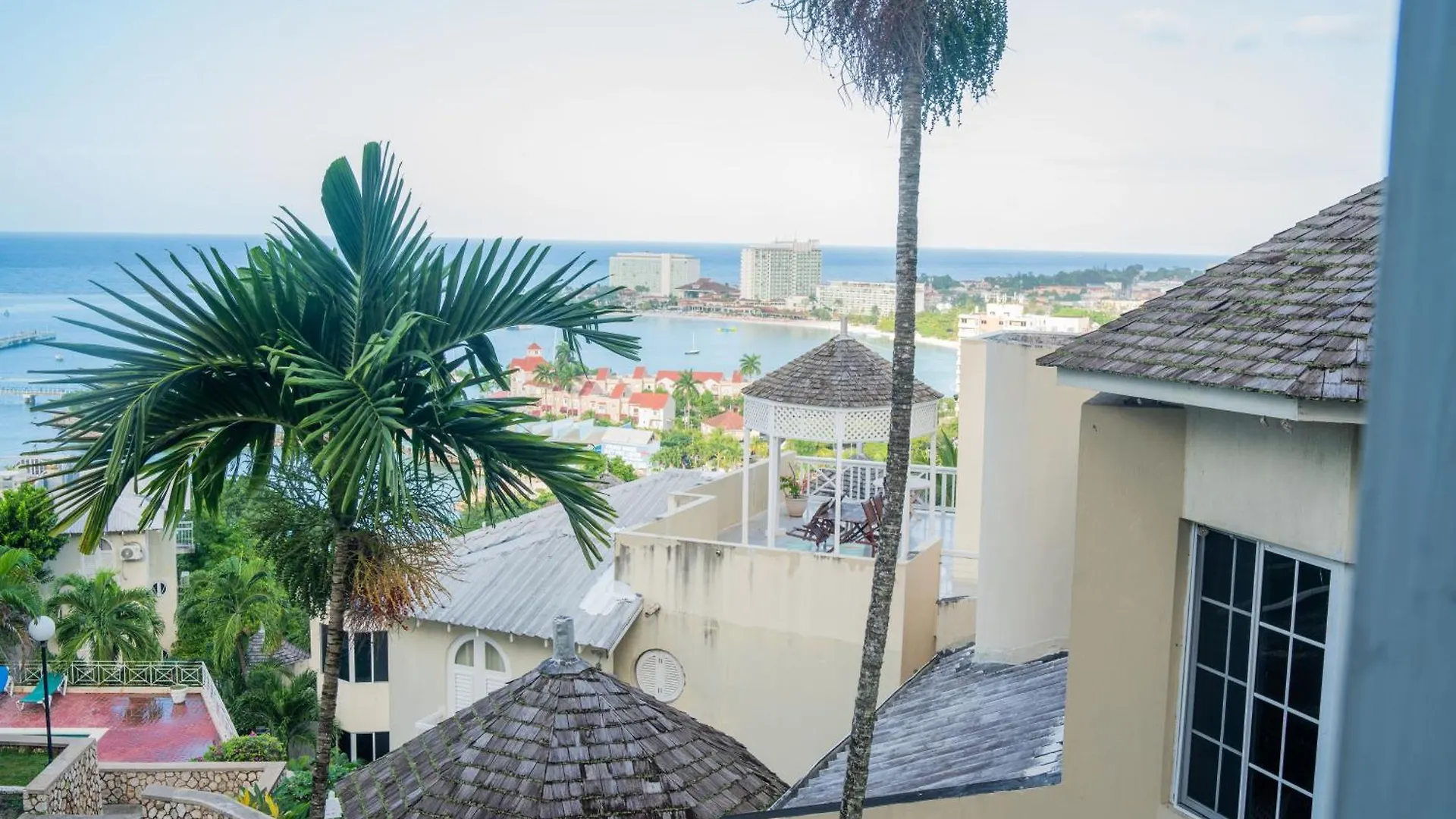 Lägenhet Pampered In Paradise Columbus Heights 2 Bedroom Penthouse Condo Near Ian Fleming Airport Ocho Rios